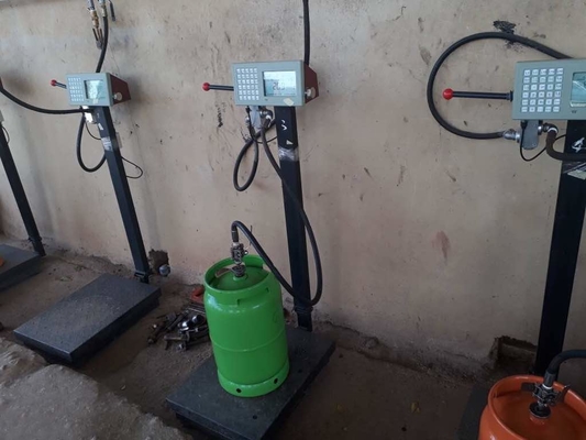 2-120kg Tự động chống cháy nổ Máy nạp gas nấu ăn Quy mô LPG cho xi lanh gas